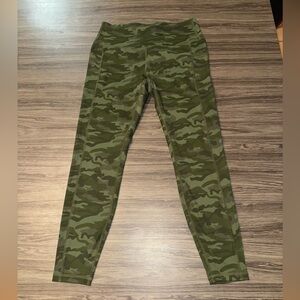 Camo leggings💚🤎
